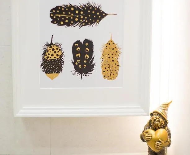 Monjan Ii Luxury Square Market Rynek *