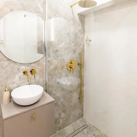 Monjan Ii Luxury Square Market Rynek Apartment