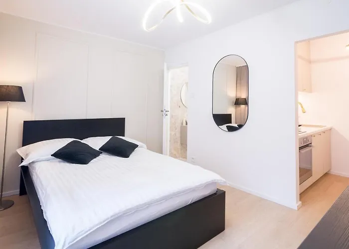 Monjan Ii Luxury Square Market Rynek * Breslavia